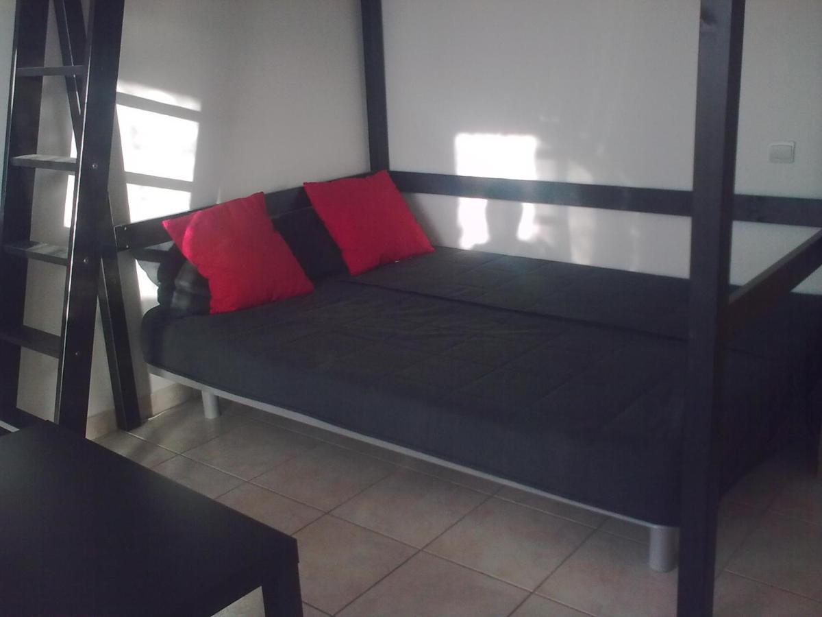 Studio Climatise. Proche Parking, Commerces Et Mer Apartamento Carqueiranne Exterior foto